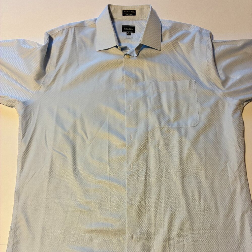 Neiman Marcus Wrinkle-Free French Cuff Shirt – Size 16.5 / 36-37